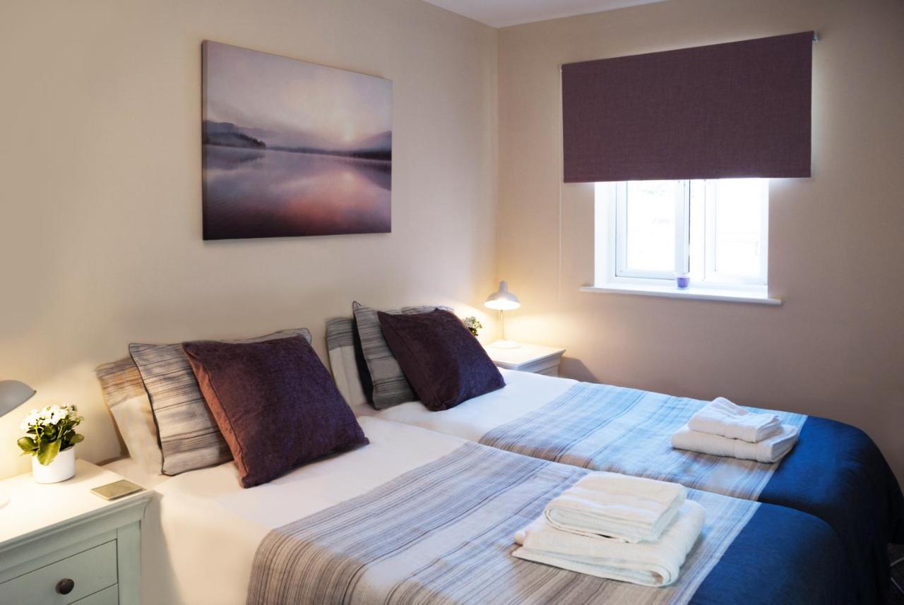 Chestnut Contractor Stays Wellingborough Bagian luar foto